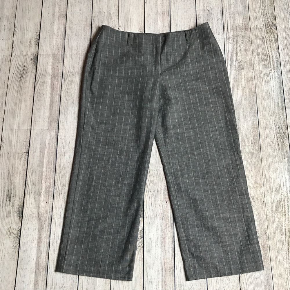Cropped Gray Pants
